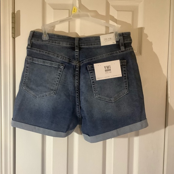 Cute shorts🤍 - Picture 2 of 2